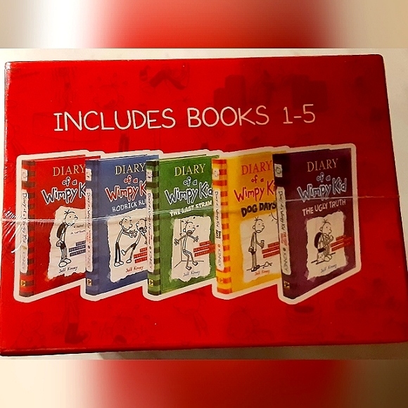 NEW Diary of A Wimpy Kid 5 Book Box Set Children's Boys Girls Elementary Kids - Picture 2 of 5